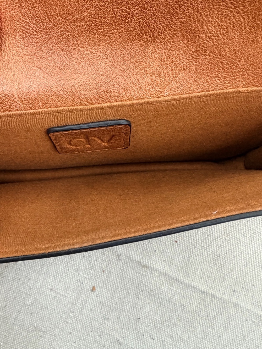 DV Classic Brown Crossbody Bag with Stud Detail - Picture 5 of 6